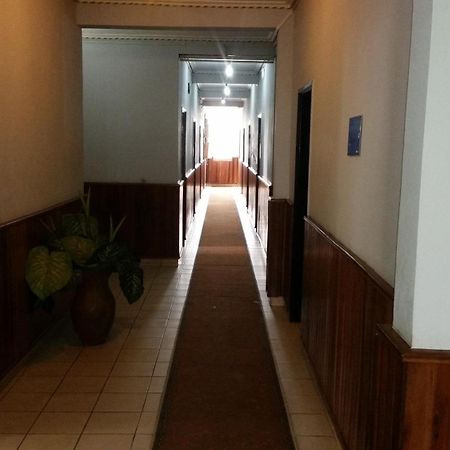 Saffana Hotel Douala Exteriör bild