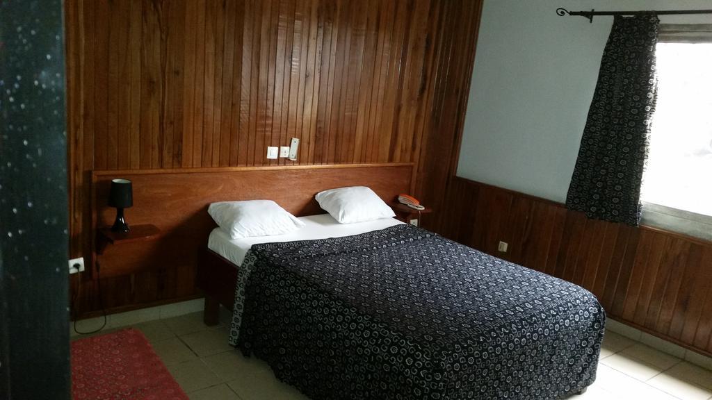 Saffana Hotel Douala Rum bild