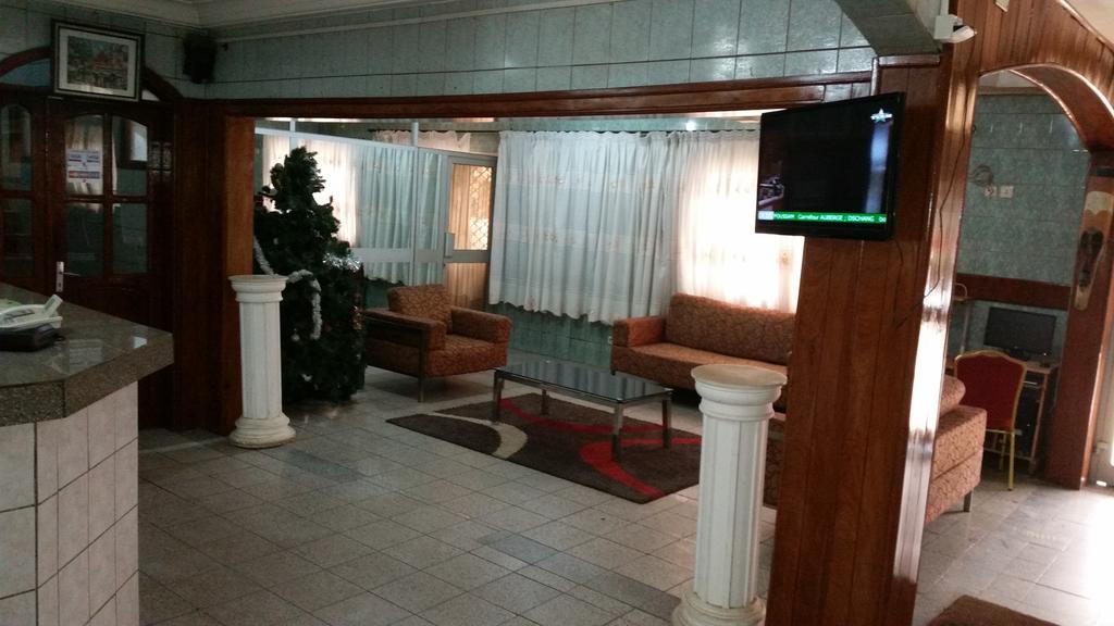 Saffana Hotel Douala Exteriör bild