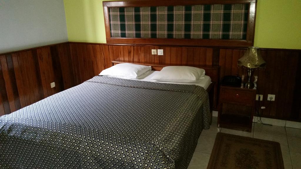 Saffana Hotel Douala Exteriör bild