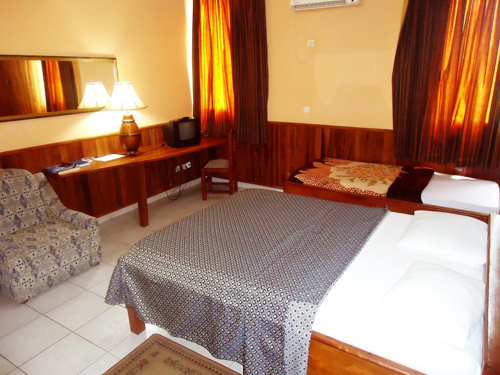 Saffana Hotel Douala Rum bild