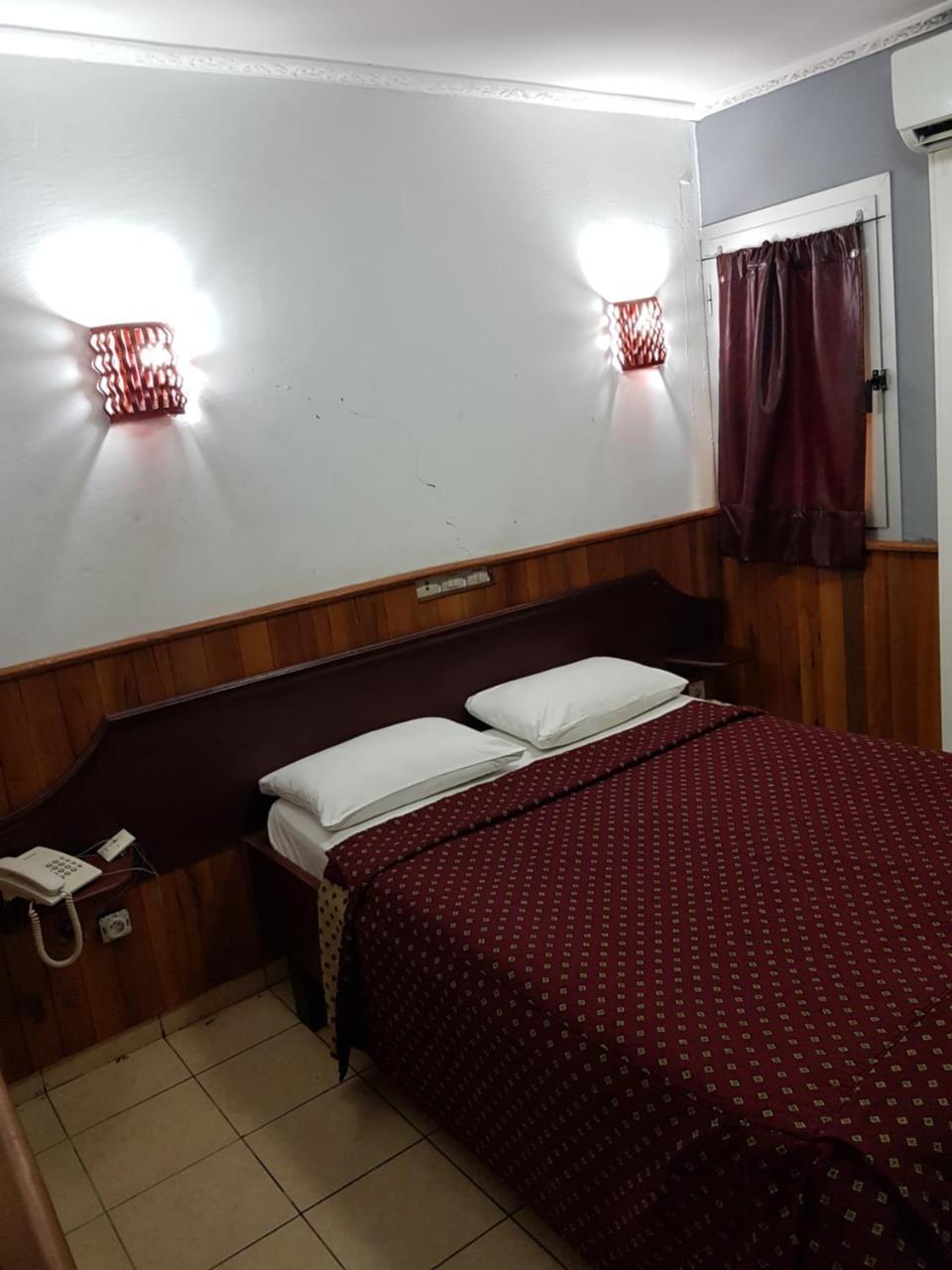 Saffana Hotel Douala Exteriör bild