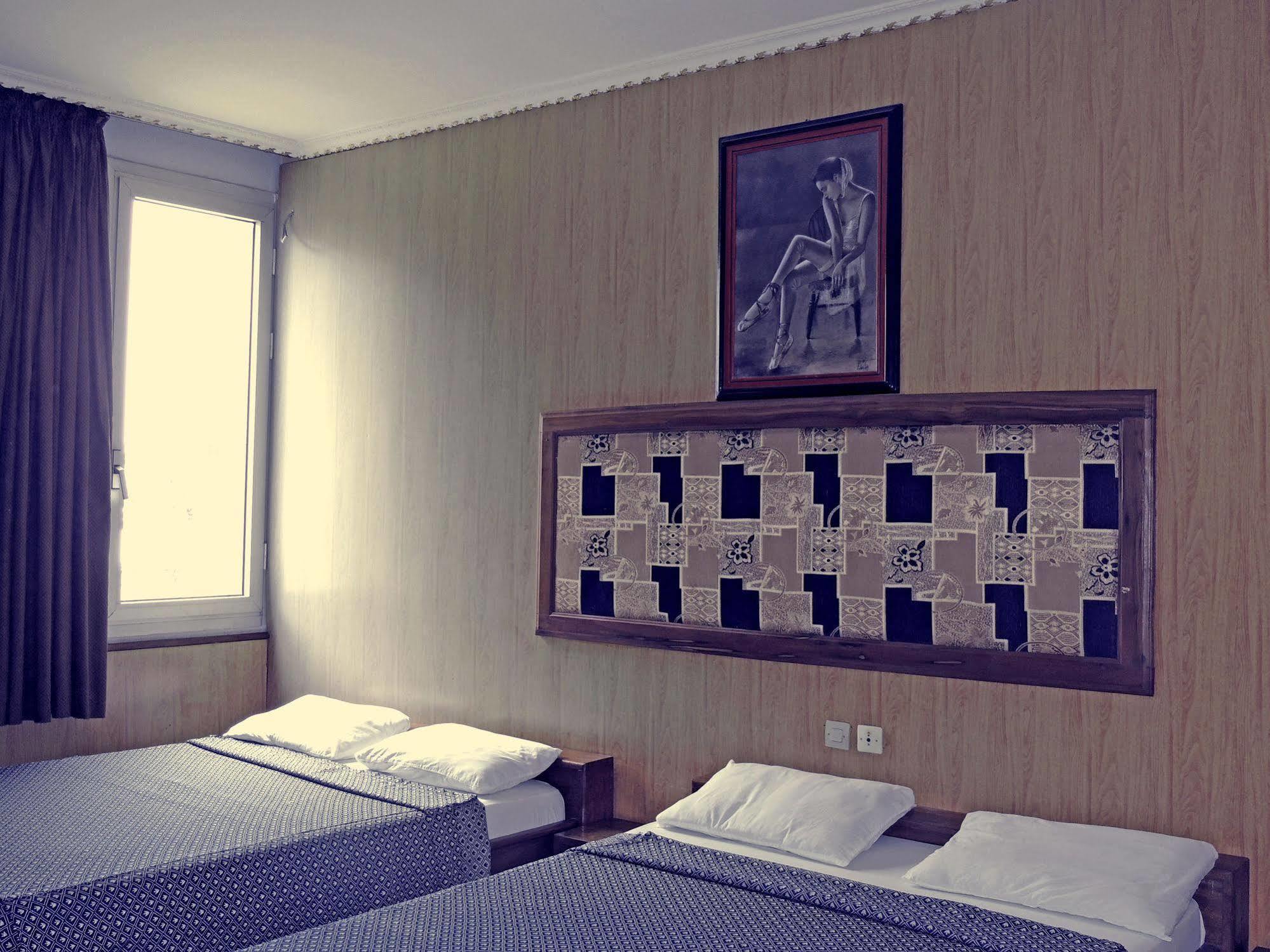 Saffana Hotel Douala Exteriör bild