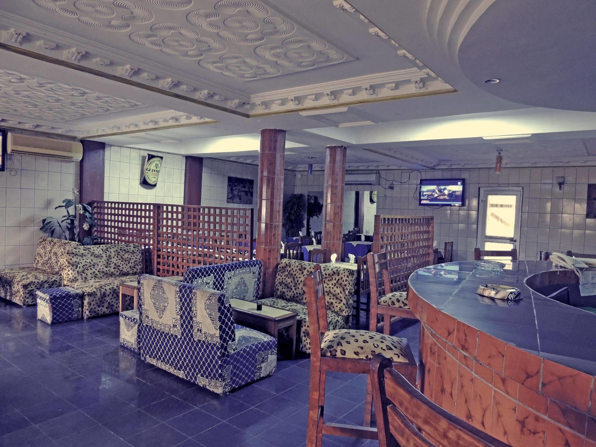 Saffana Hotel Douala Exteriör bild